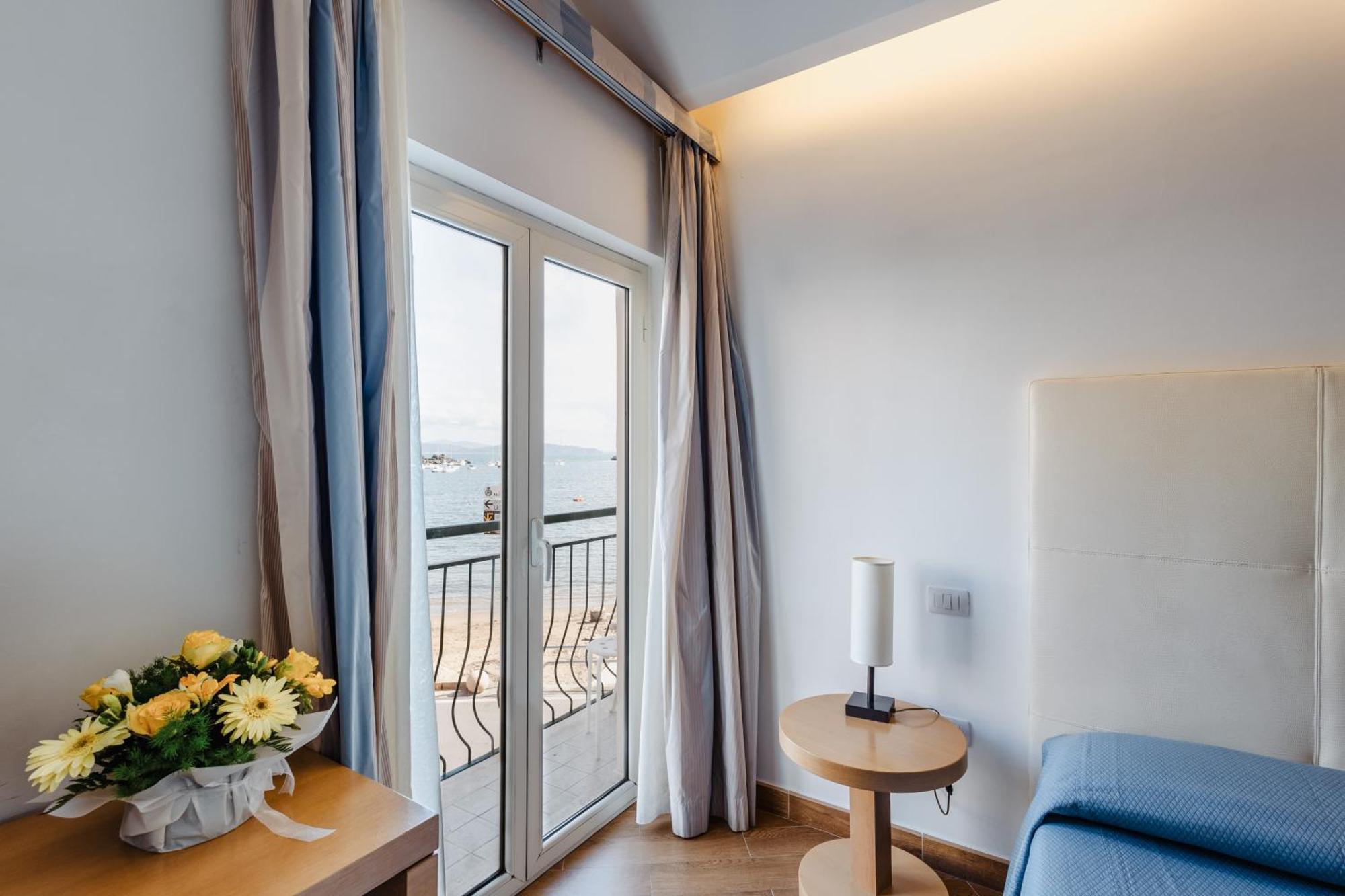 Bi Hotel Porto Ercole  Eksteriør billede