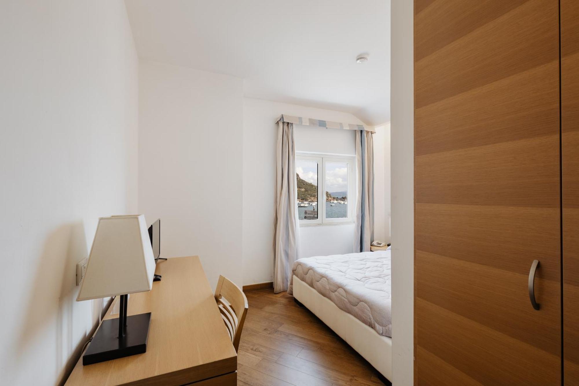Bi Hotel Porto Ercole  Eksteriør billede